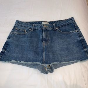 Zara jean skort, size 8! In perfect condition